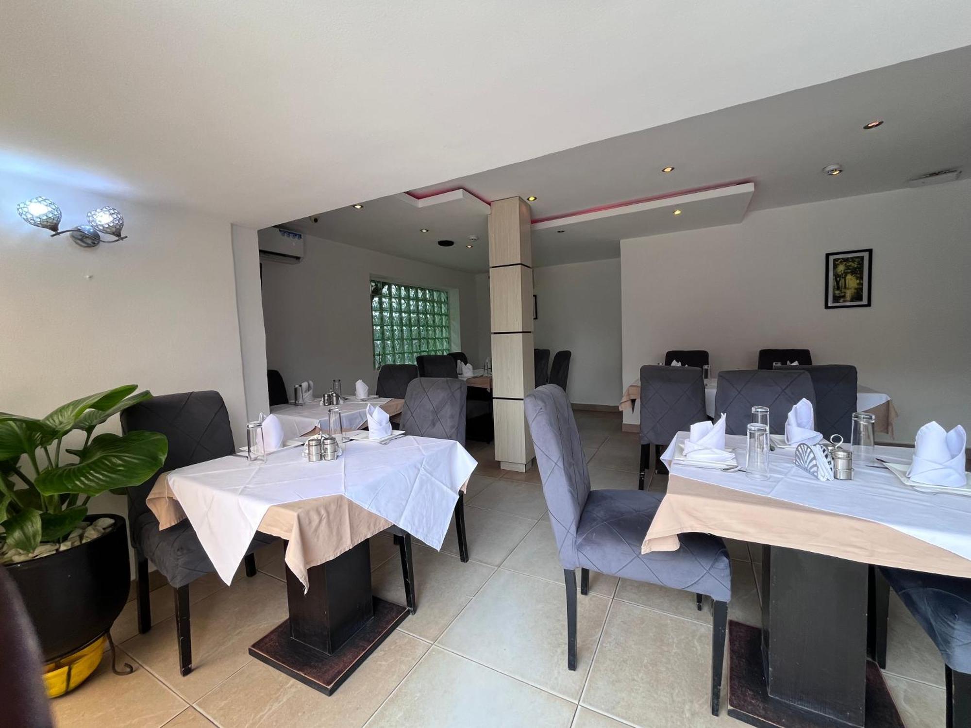 Blackwood Hotels Ikeja Luaran gambar