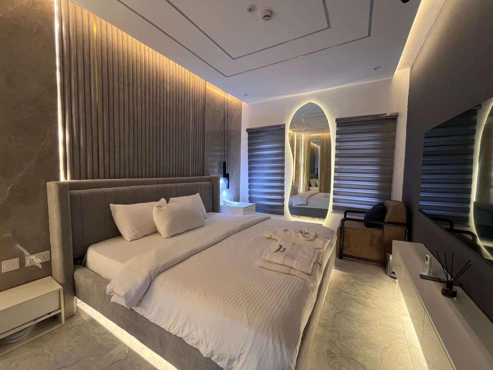 Blackwood Hotels Ikeja Luaran gambar