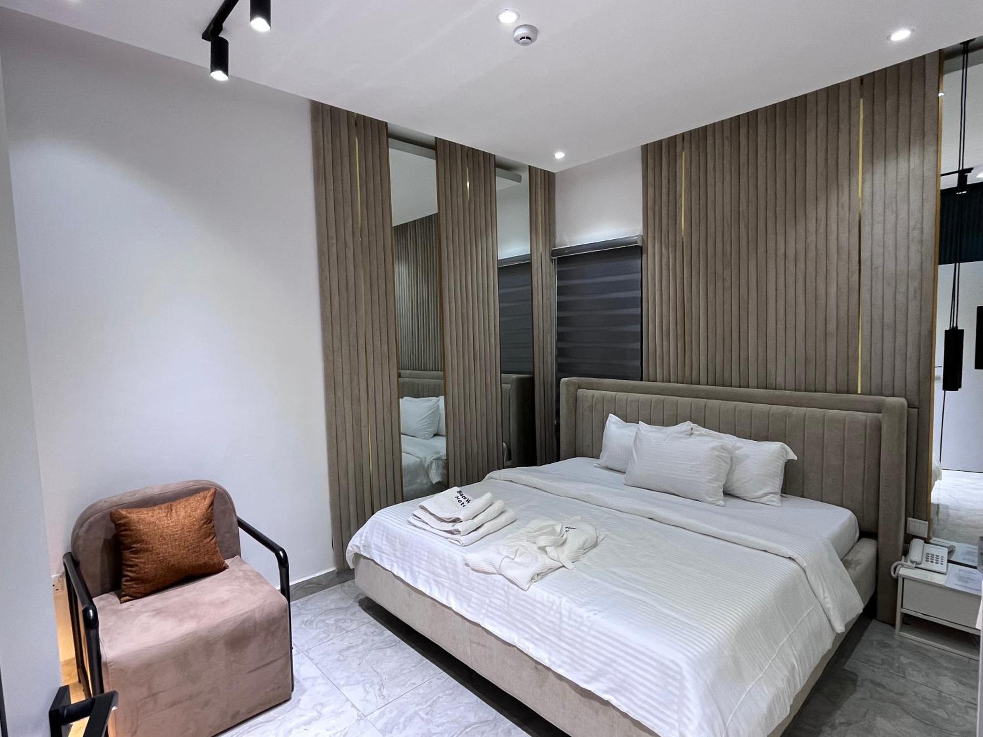 Blackwood Hotels Ikeja Luaran gambar