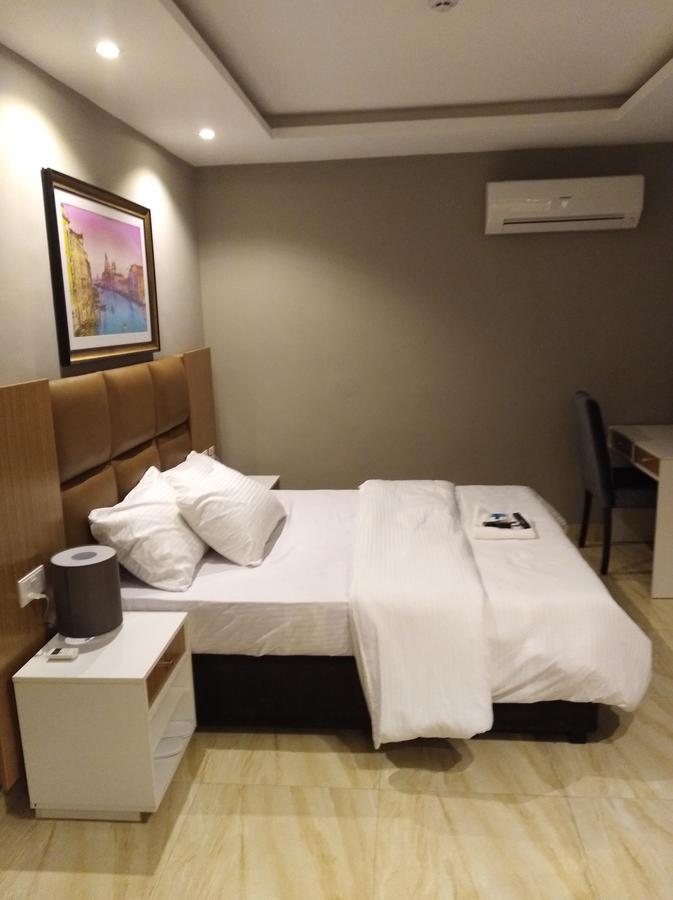 Blackwood Hotels Ikeja Luaran gambar