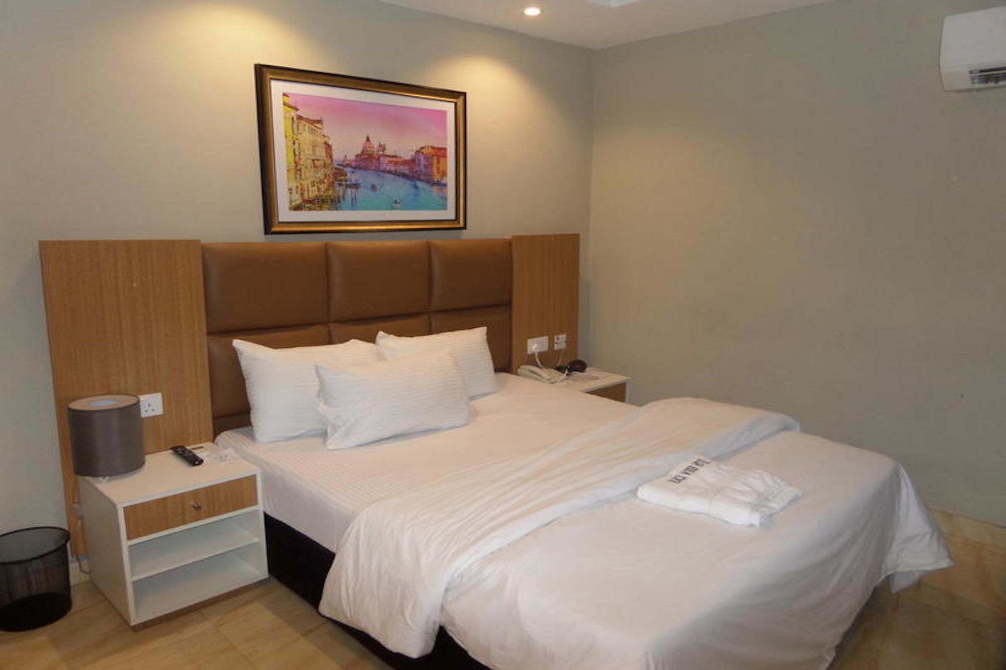 Blackwood Hotels Ikeja Luaran gambar